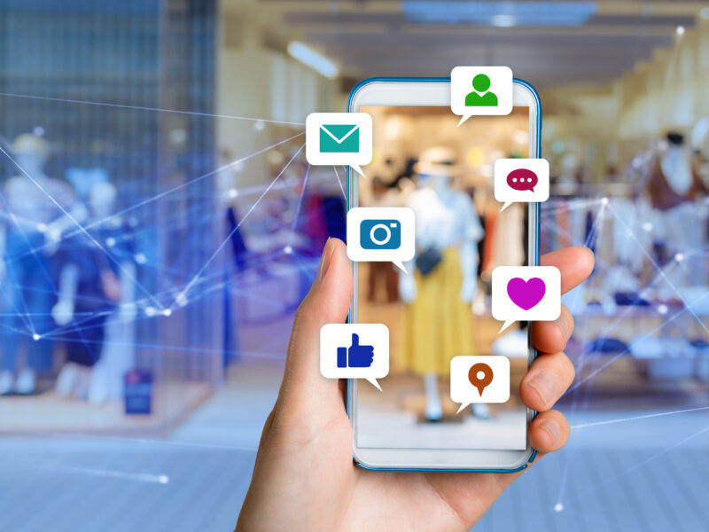5 Reasons Traditional Marketing and Social Media Need Each Other 5 Reasons Traditional Marketing and Social Media Need Each Other